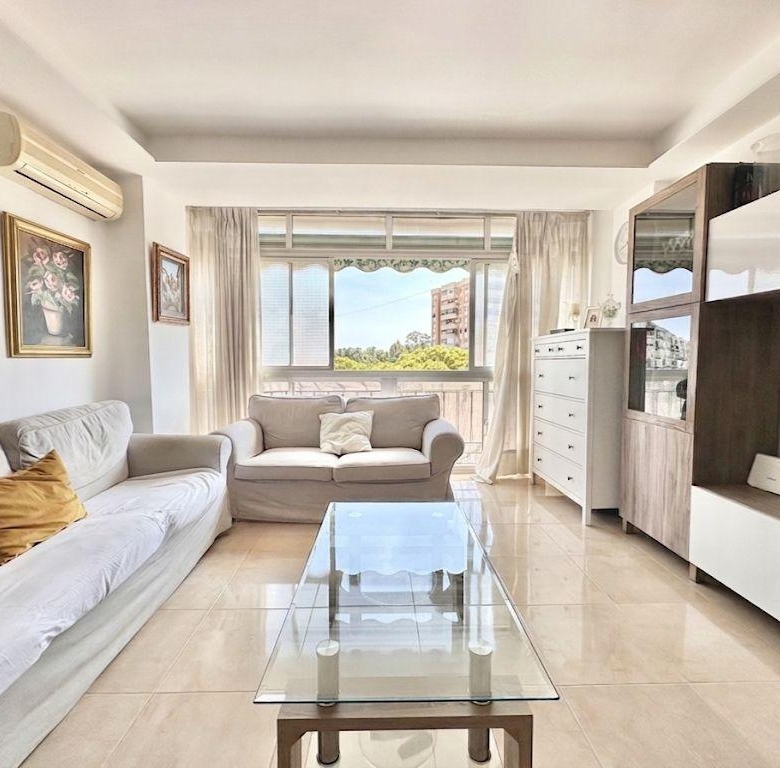 Piso en venta en Martiricos, 3 habitaciones, MUY LUMINOSO. Es espectacular.
