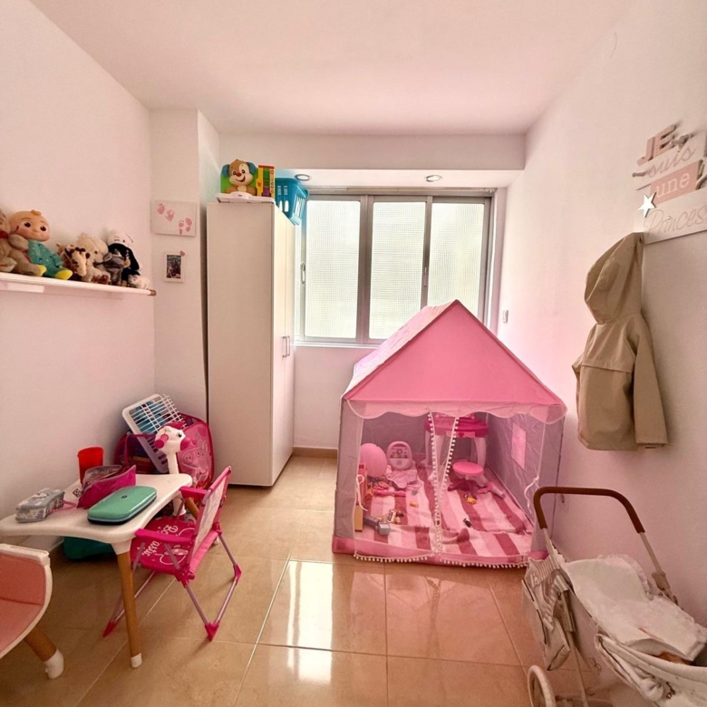 Piso en venta en Martiricos, 3 habitaciones, MUY LUMINOSO. Es espectacular.