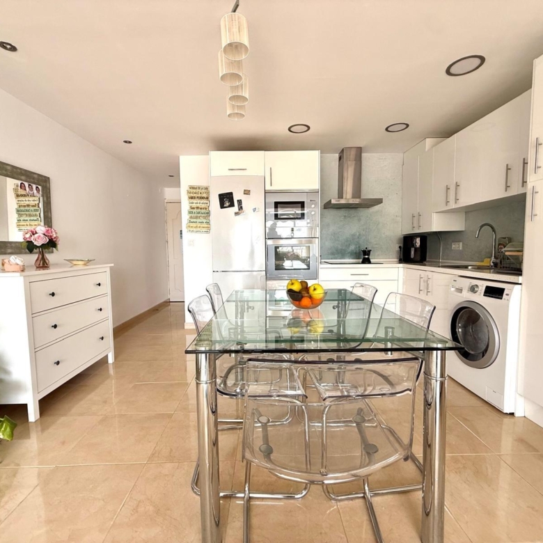 Piso en venta en Martiricos, 3 habitaciones, MUY LUMINOSO. Es espectacular.
