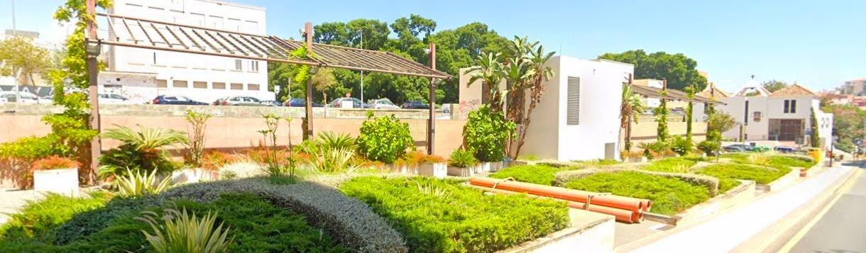 ¡Toca el cielo de Málaga! Espacioso, 3 habitaciones con vistas despejadas.