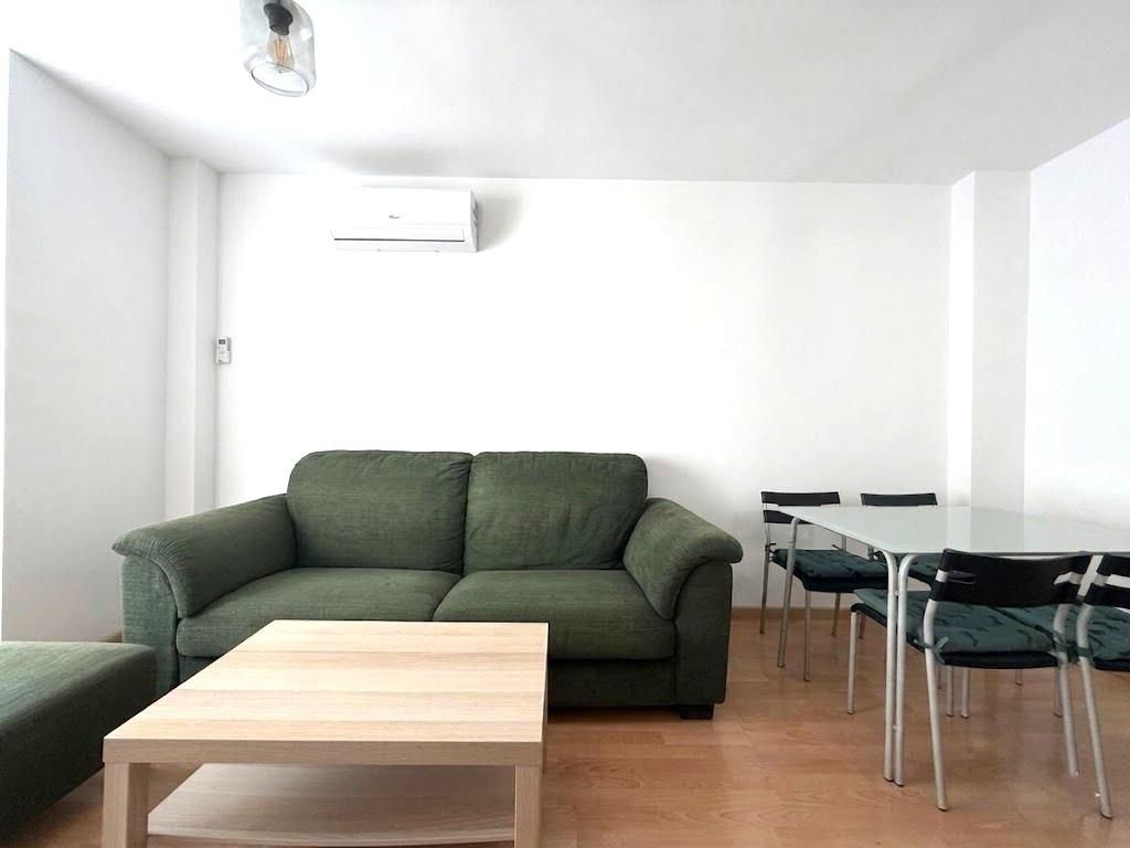 Piso en venta a un paso del Centro con garaje, trastero y azotea