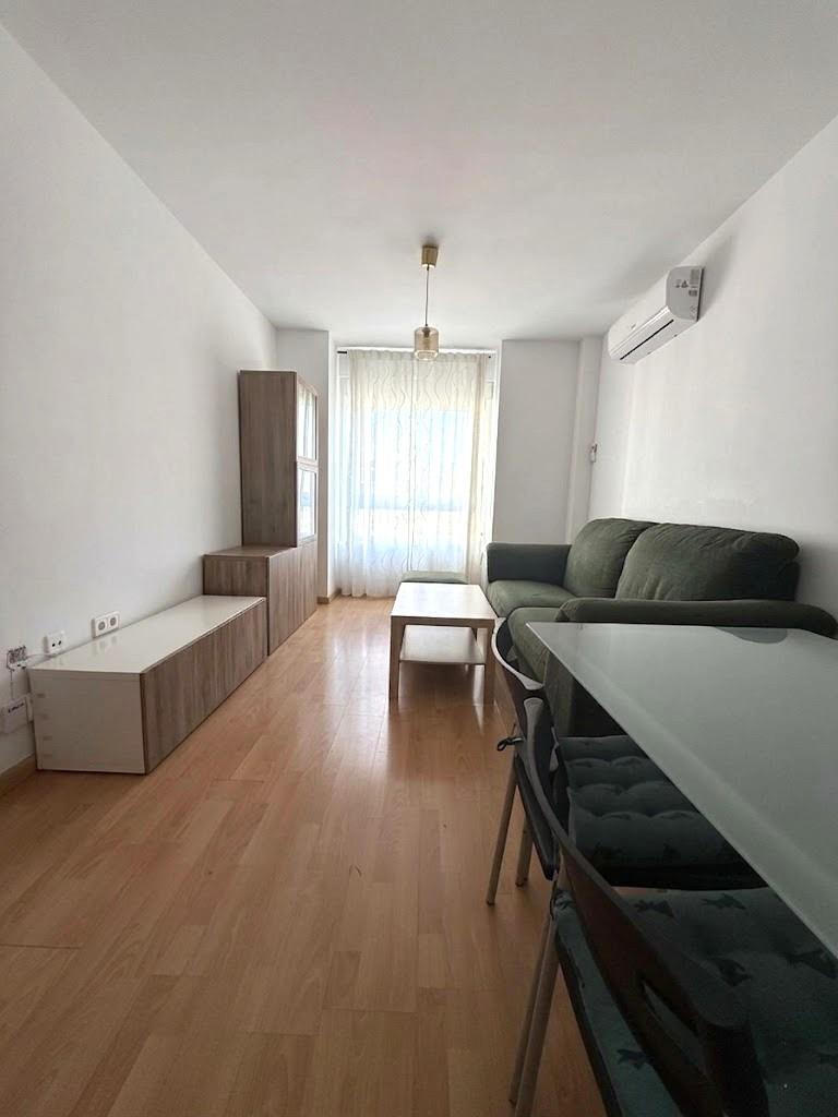 Piso en venta a un paso del Centro con garaje, trastero y azotea