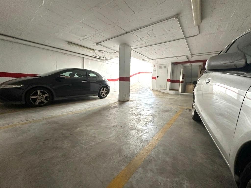 Piso en venta a un paso del Centro con garaje, trastero y azotea