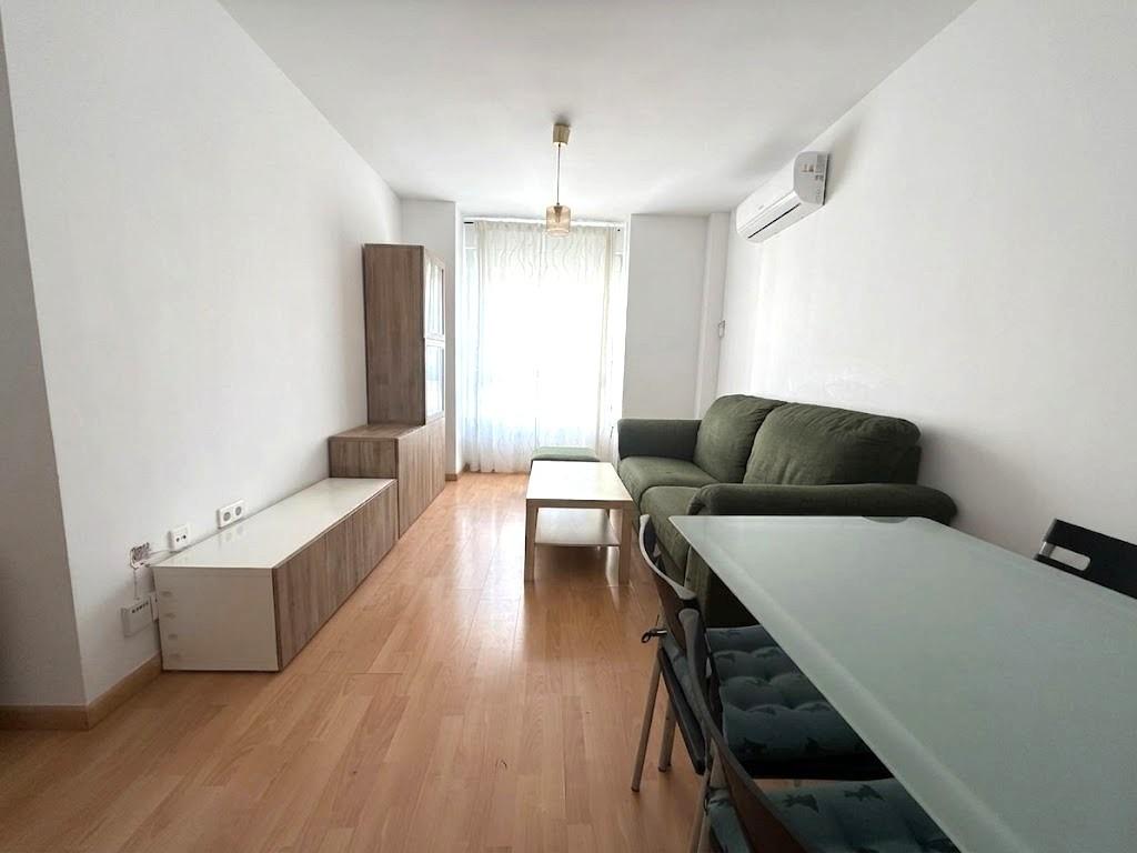 Piso en venta a un paso del Centro con garaje, trastero y azotea