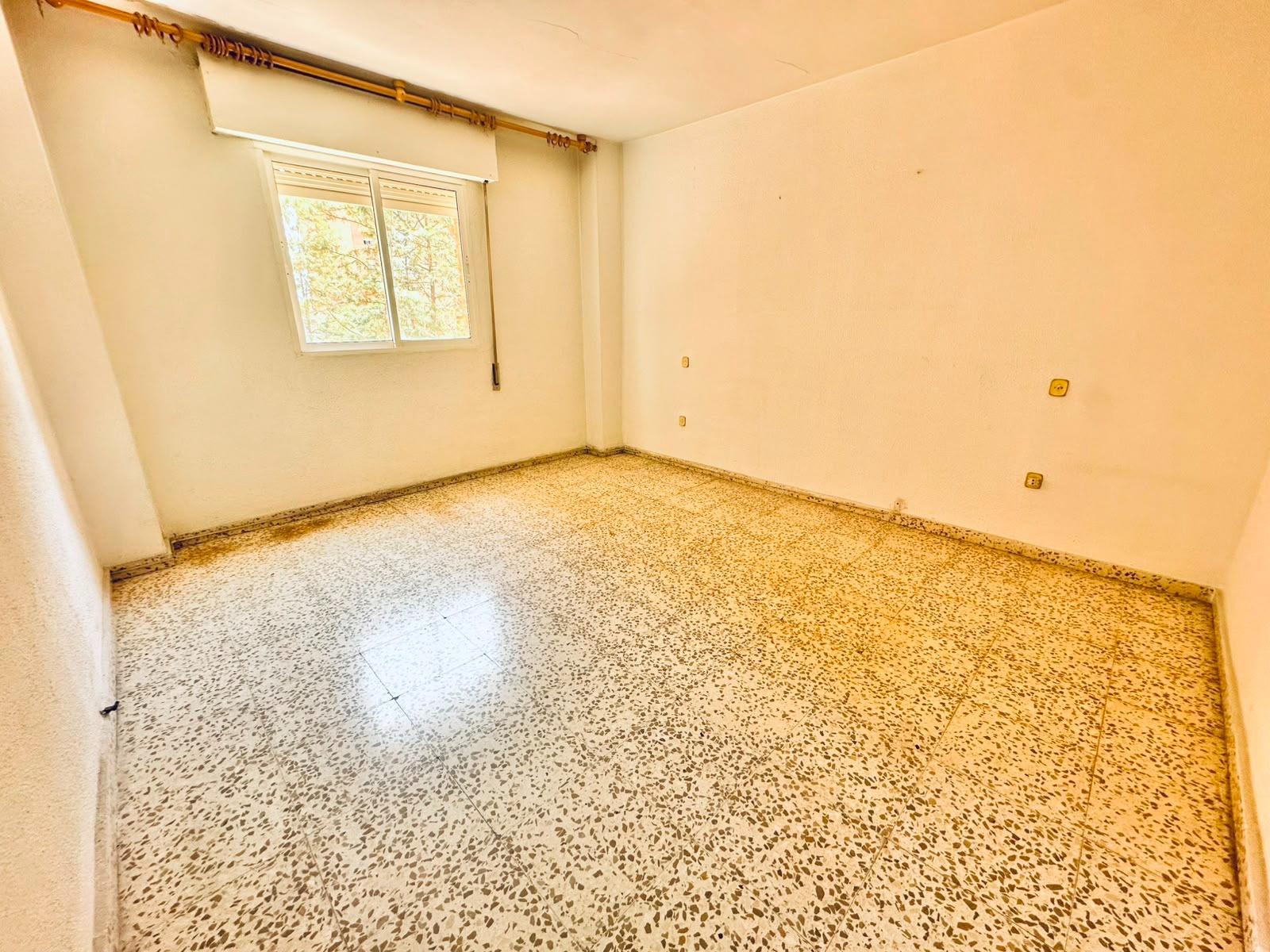 Piso exterior, haciendo esquina