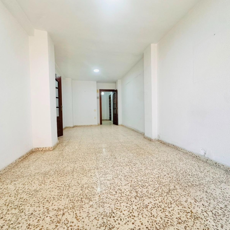 Piso exterior, haciendo esquina