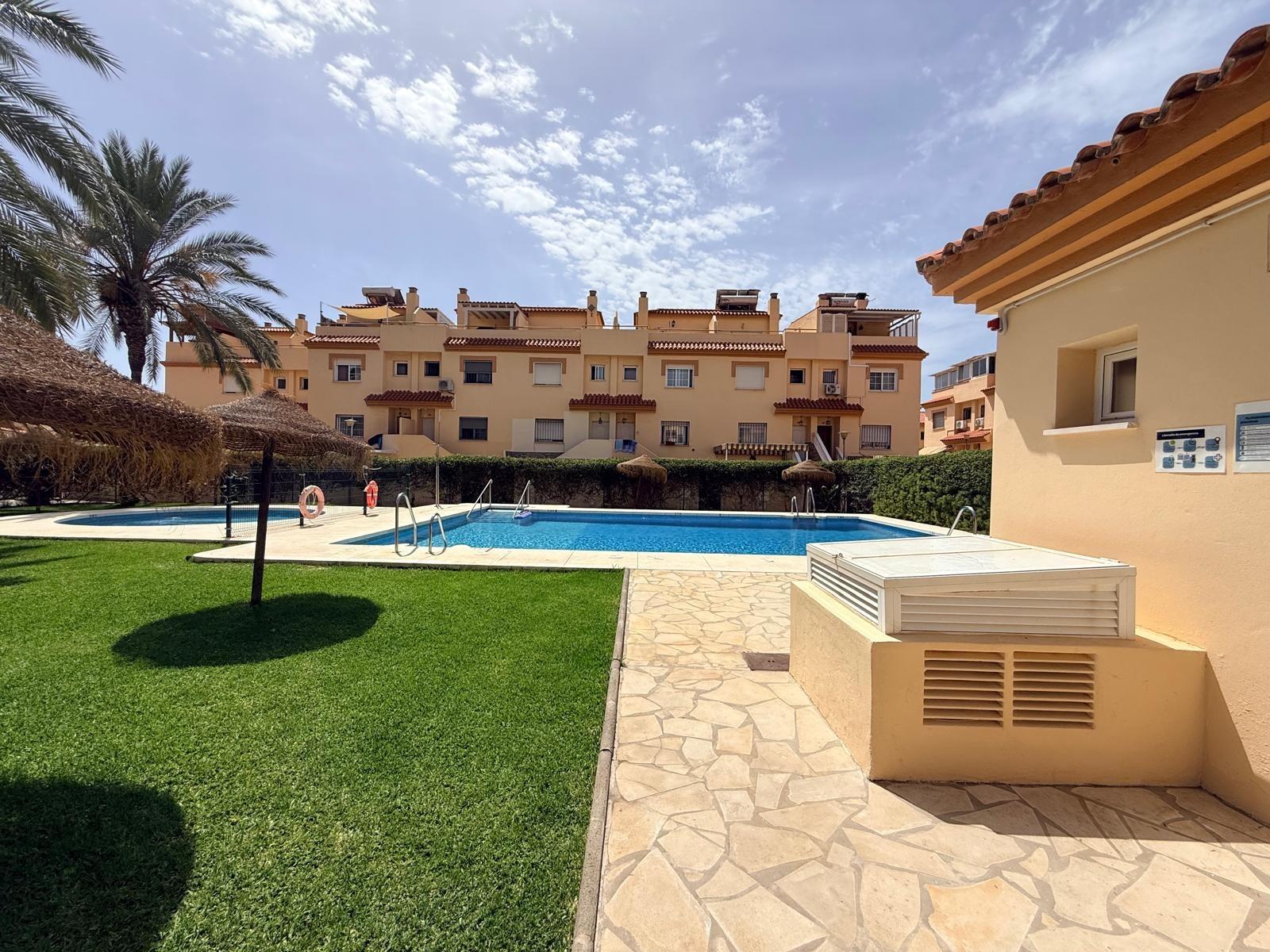 Fabulosa casa en Chilches con piscina.