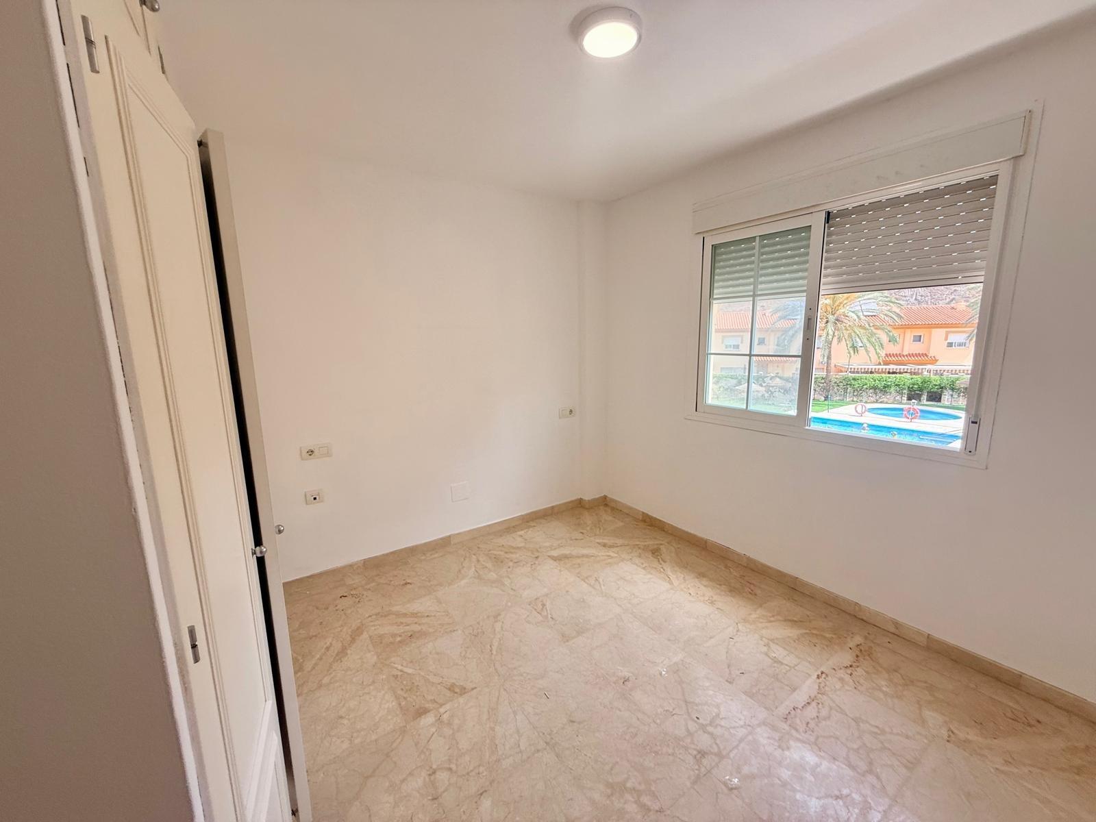 Fabulosa casa en Chilches con piscina.