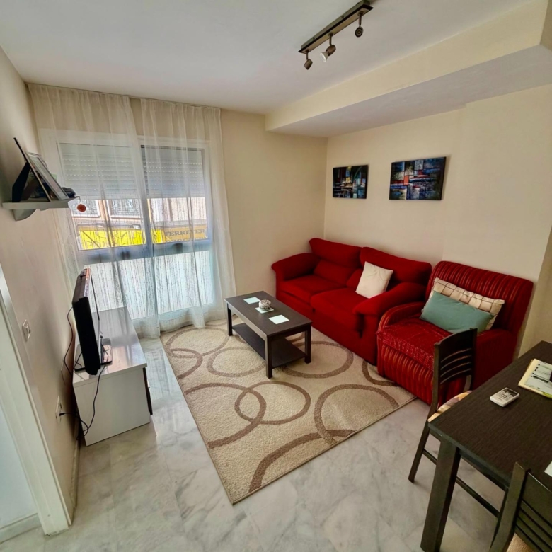 VIVIENDA DE 3 DORMITORIOS EN SUAREZ
