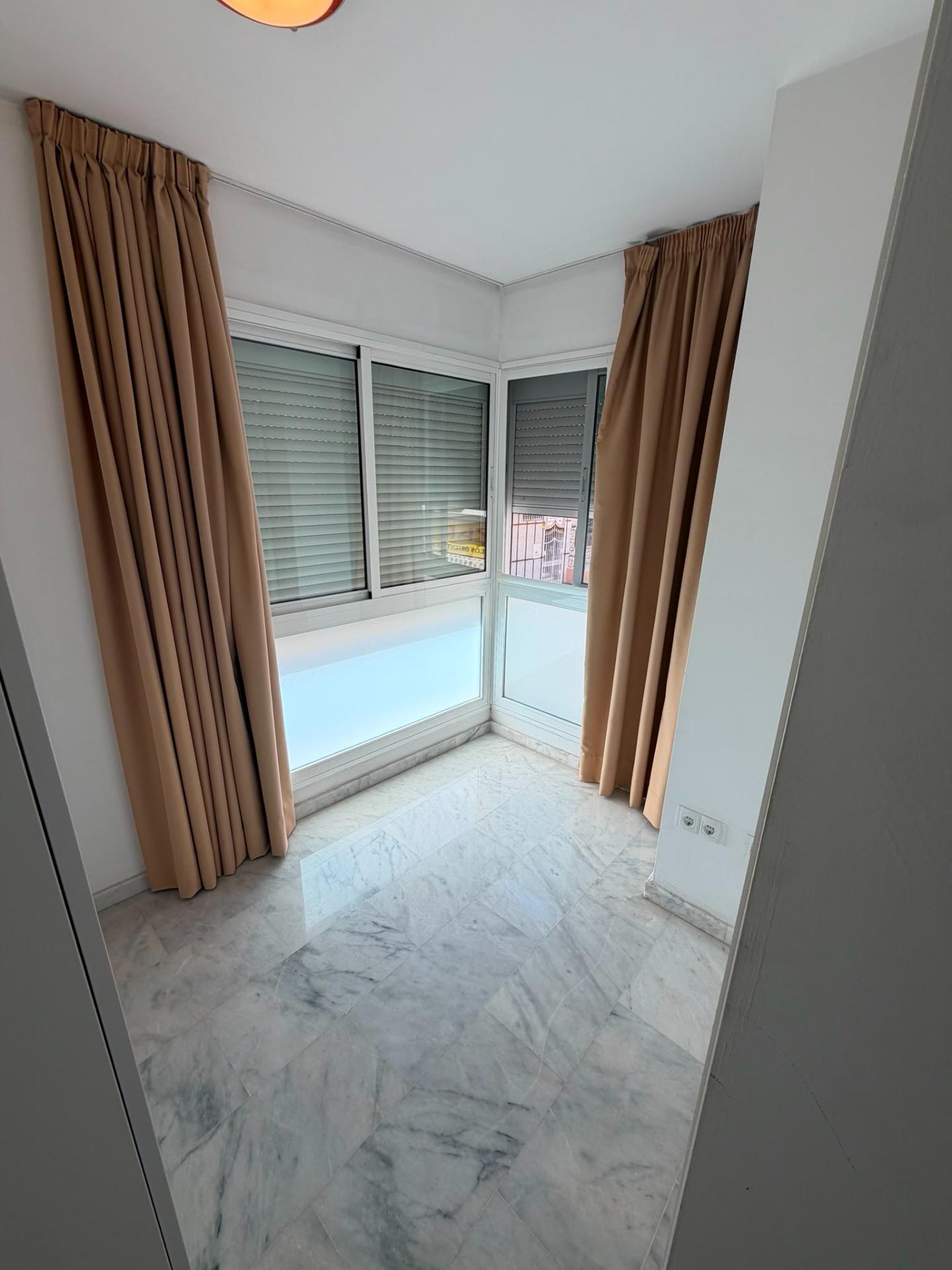 VIVIENDA DE 3 DORMITORIOS EN SUAREZ