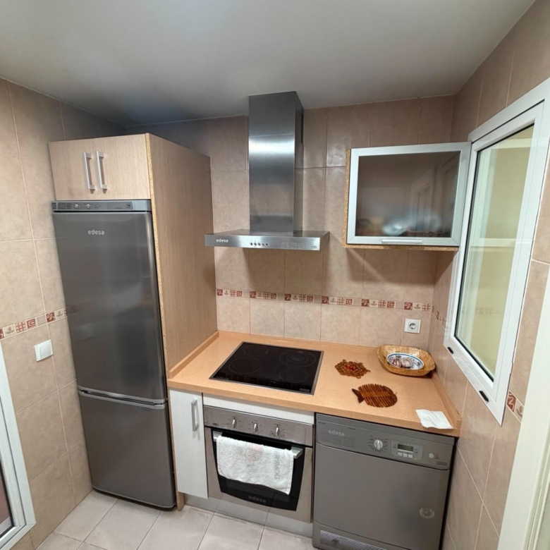 VIVIENDA DE 3 DORMITORIOS EN SUAREZ