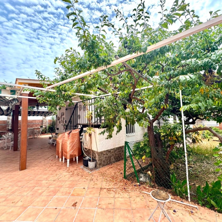 Villa independiente en Miraflores del Palo