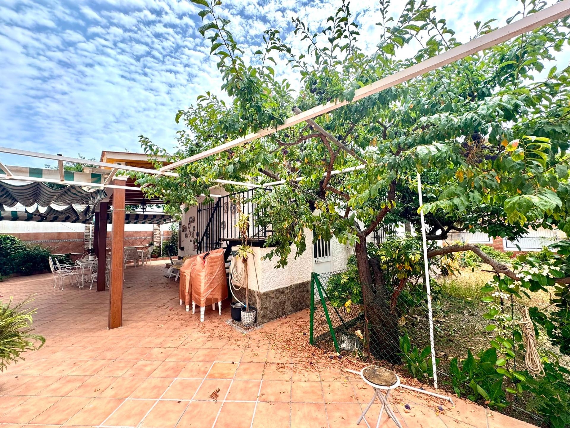 Villa independiente en Miraflores del Palo