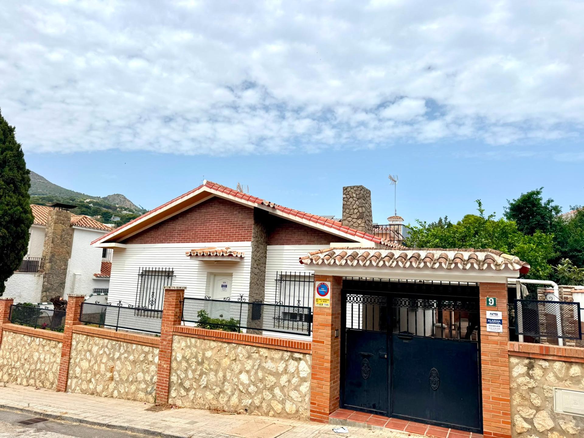 Villa independiente en Miraflores del Palo