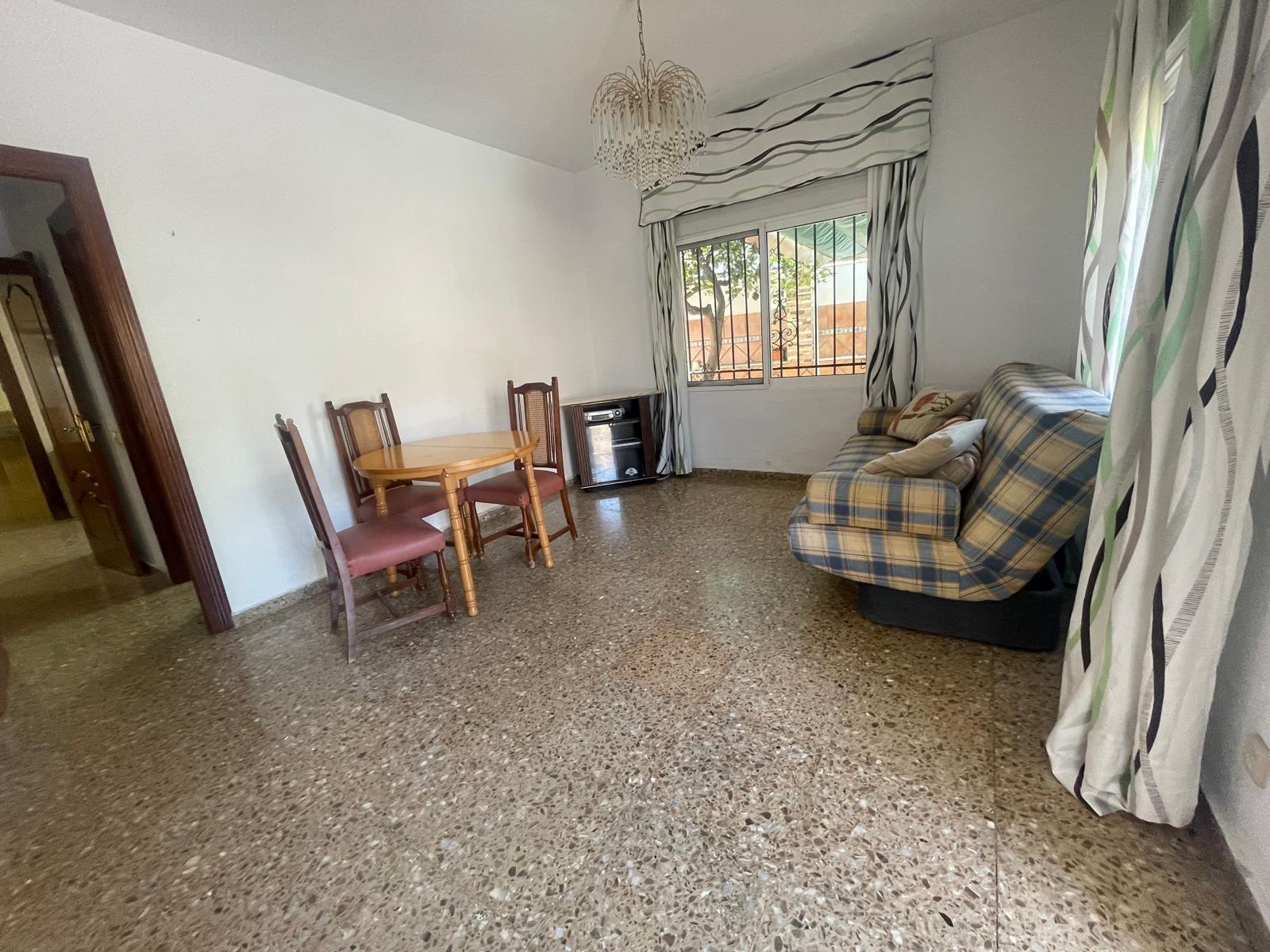 Villa independiente en Miraflores del Palo