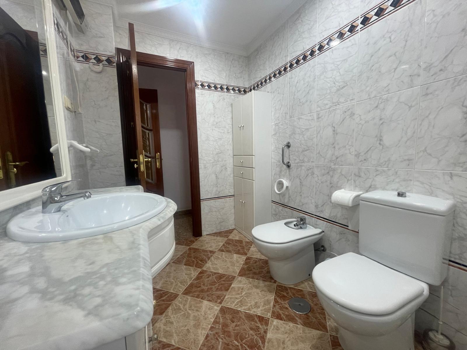 Villa independiente en Miraflores del Palo