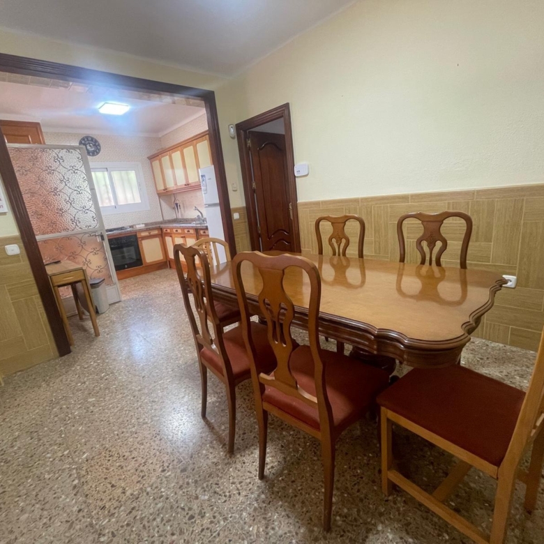 Villa independiente en Miraflores del Palo