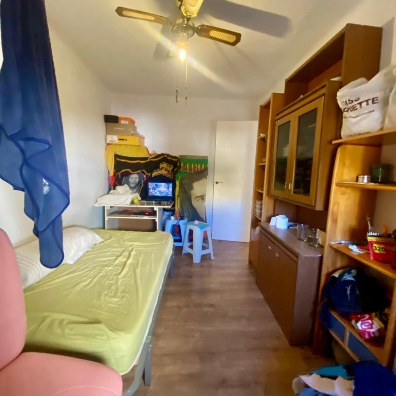 Piso en venta a 5 minutos andando de la playa, 4 habitaciones, amplia terraza y vistas.