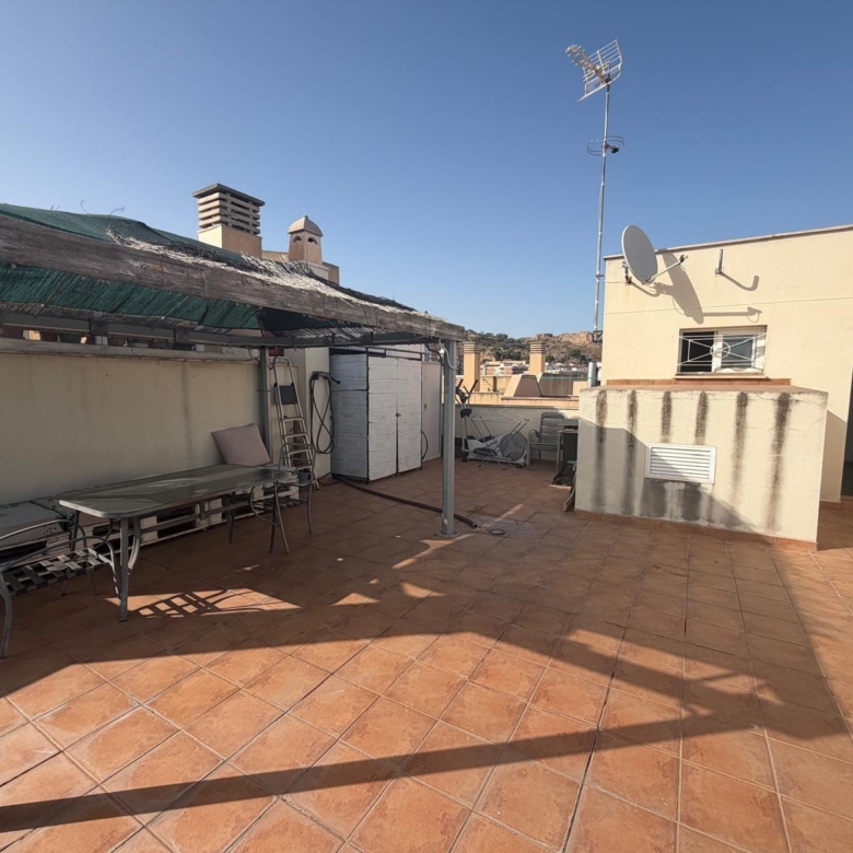 ATICO EN VENTA EN ZONA SUAREZ, CON TERRAZA DE 65 M2