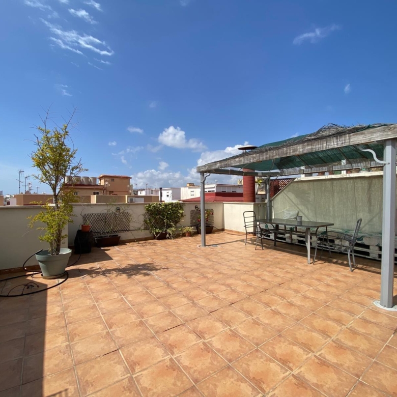 ATICO EN VENTA EN ZONA SUAREZ, CON TERRAZA DE 65 M2