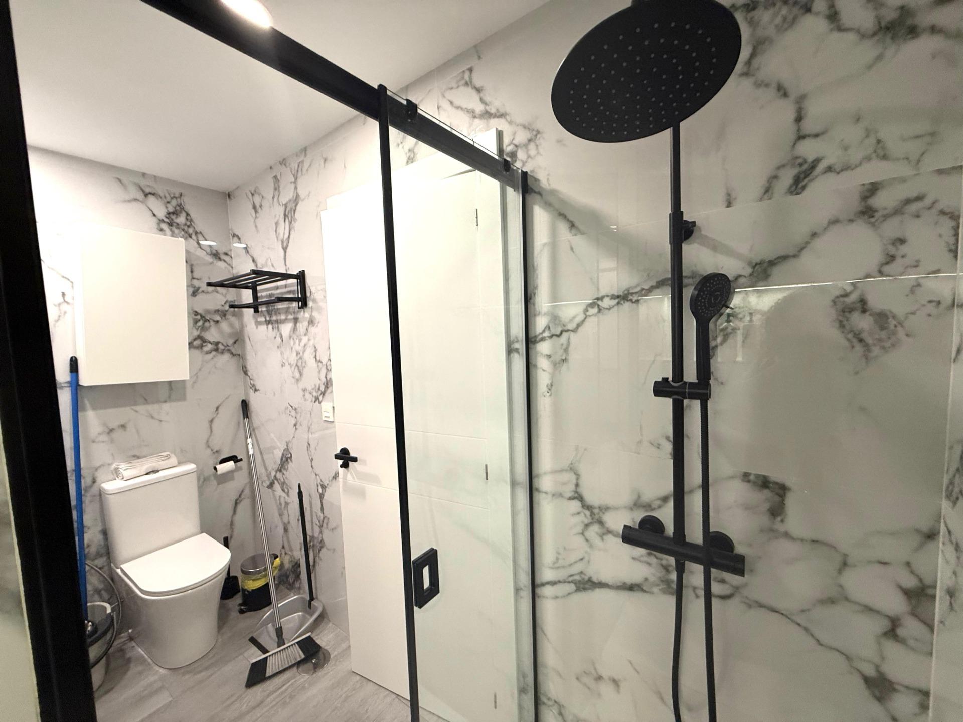 Espectacular apartamento a estrenar a un paso del centro histórico de Málaga con licencia vacacional