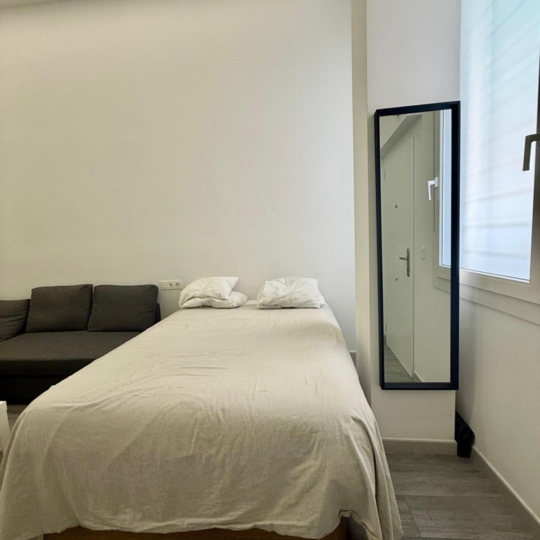 Espectacular apartamento a estrenar a un paso del centro histórico de Málaga con licencia vacacional