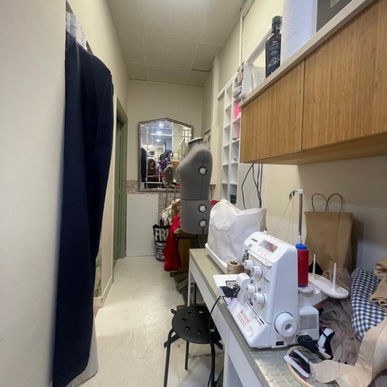 Taller de costura en el Centro de Málaga: Oportunidad de traspaso o incorporación de socia al 50 %