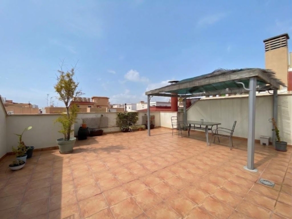 ATICO EN VENTA EN ZONA SUAREZ, CON TERRAZA DE 65 M2