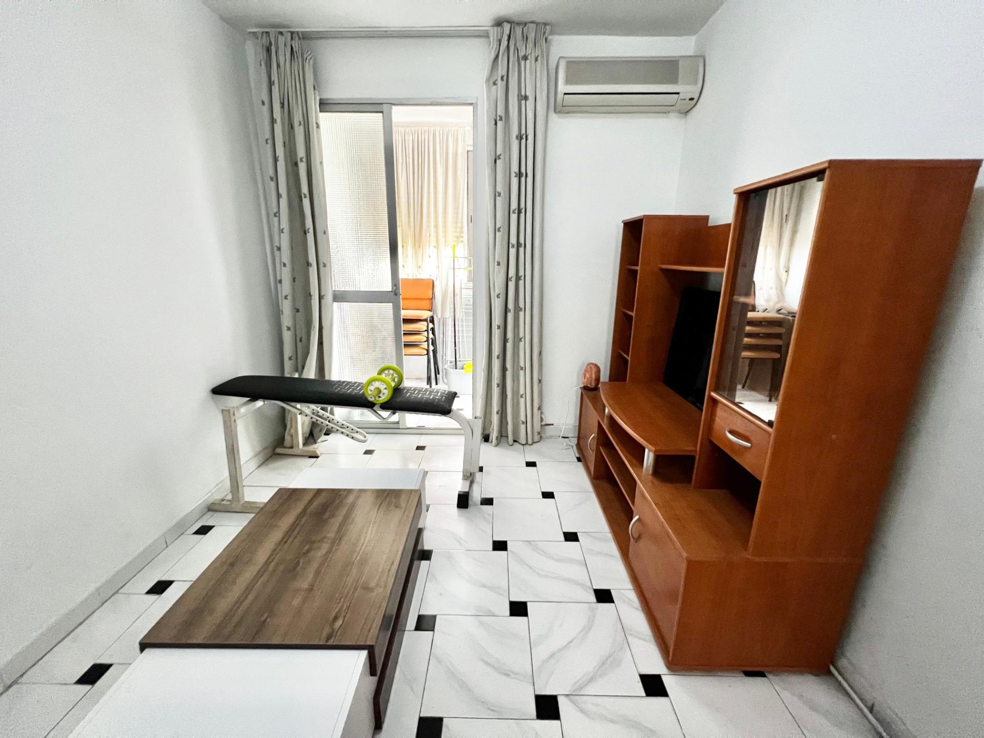 Piso de 3 habitaciones en la zona de Los Prados