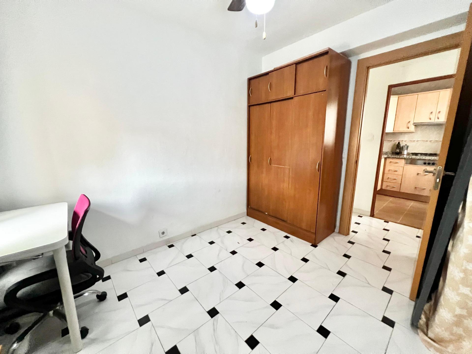 Piso de 3 habitaciones en la zona de Los Prados