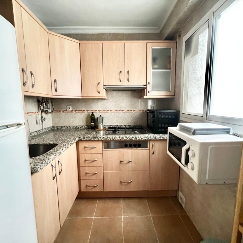 Piso de 3 habitaciones en la zona de Los Prados