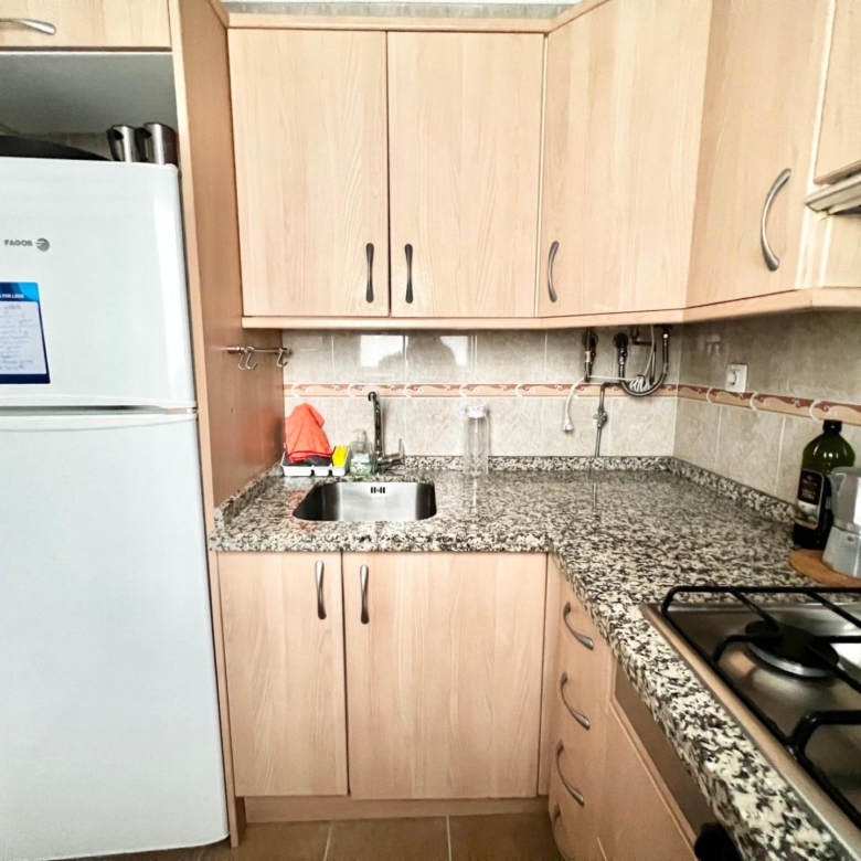 Piso de 3 habitaciones en la zona de Los Prados