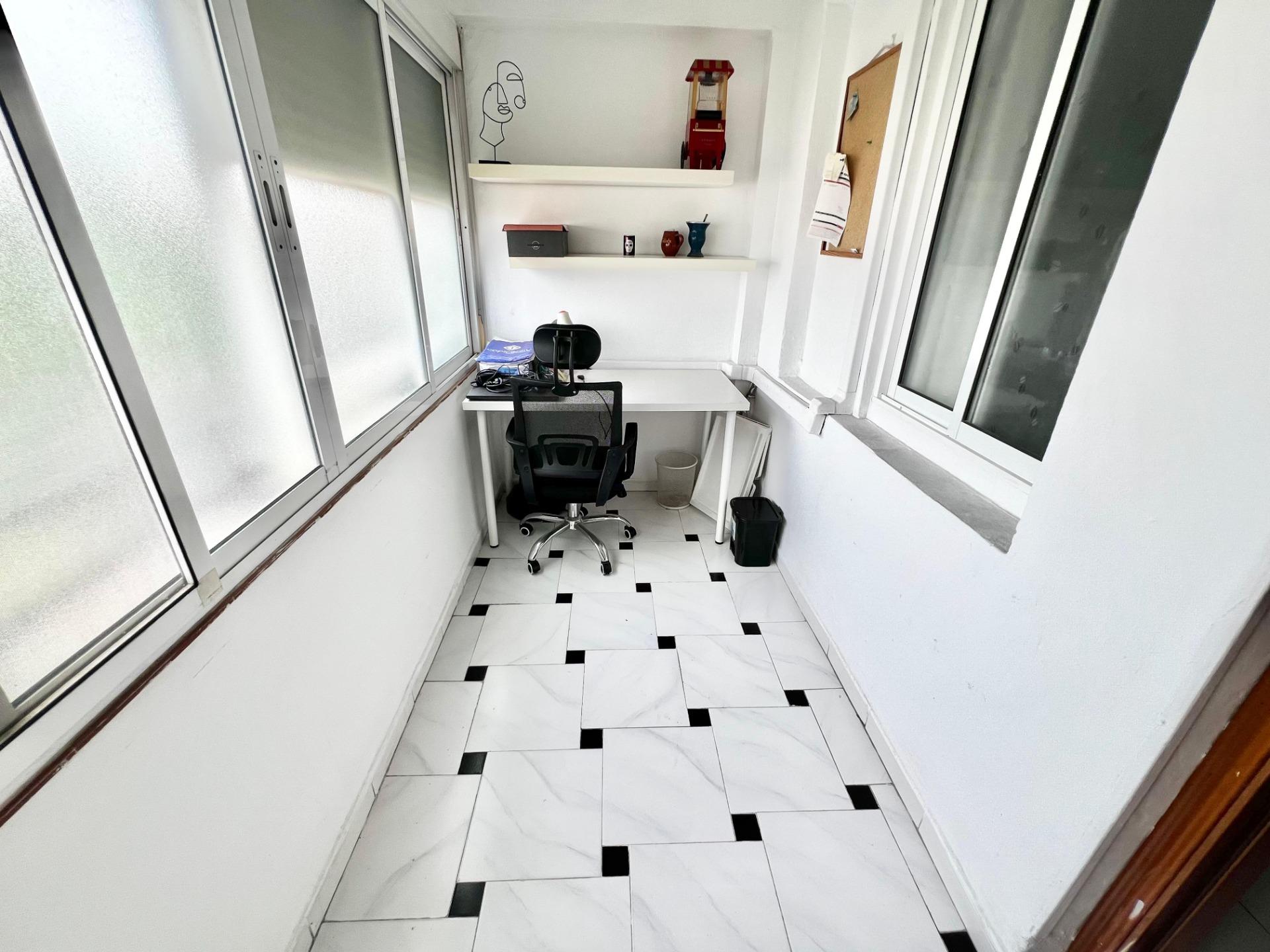 Piso de 3 habitaciones en la zona de Los Prados