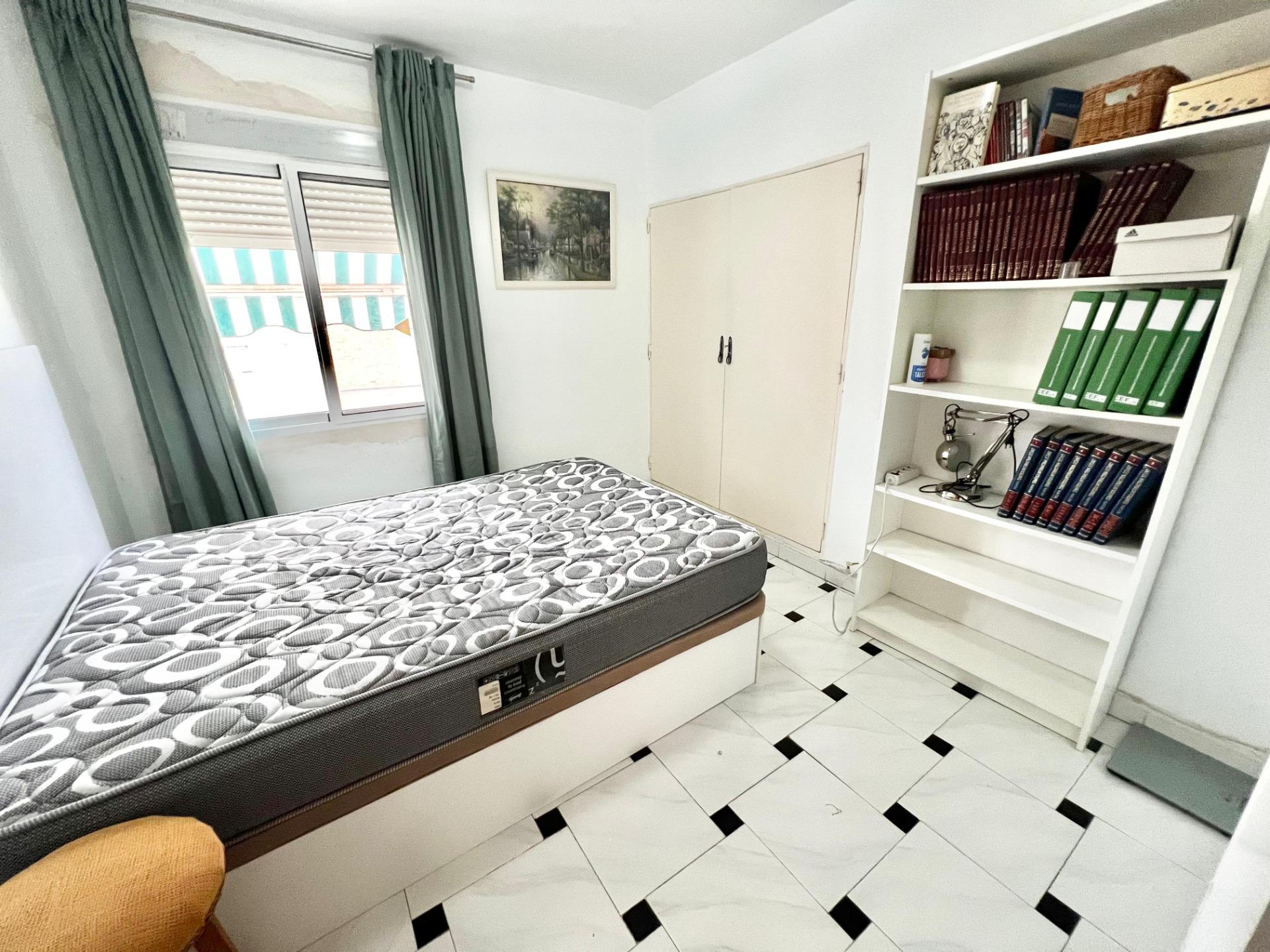 Piso de 3 habitaciones en la zona de Los Prados