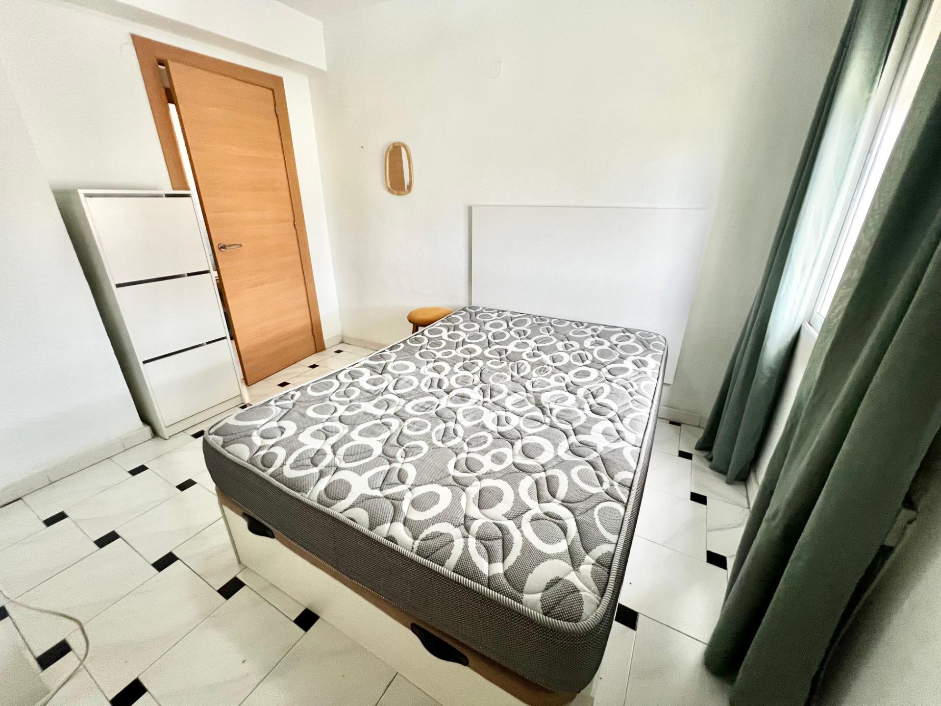Piso de 3 habitaciones en la zona de Los Prados