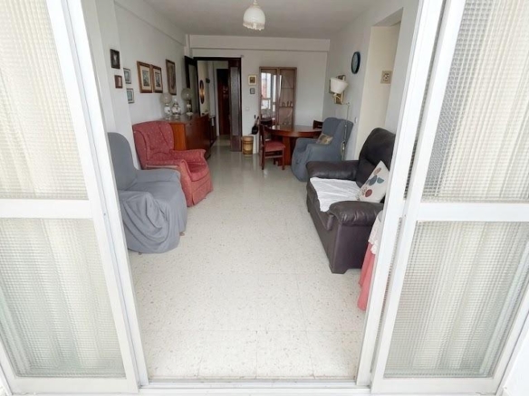 Piso en venta en Ciudad Jardín, 3 habitaciones, muy bien ubicado y con excelente orientación