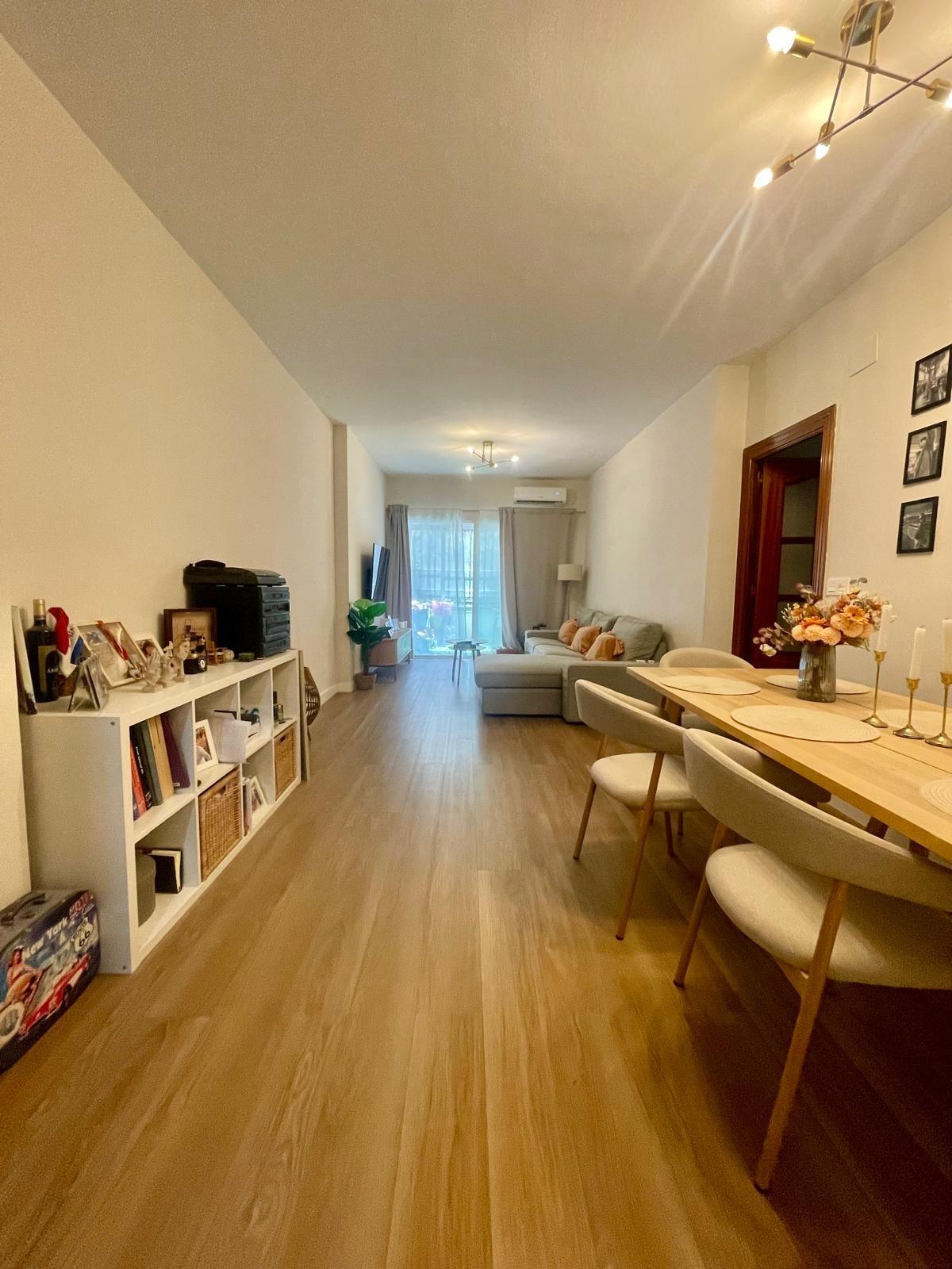Piso en venta en Ciudad Jardín, 3 habitaciones, con terraza, la sensación de vivir en una casa