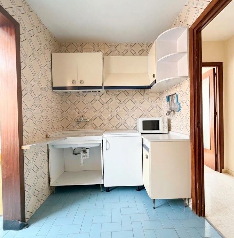 Piso en venta en Ciudad Jardín, 3 habitaciones, muy bien ubicado y con excelente orientación