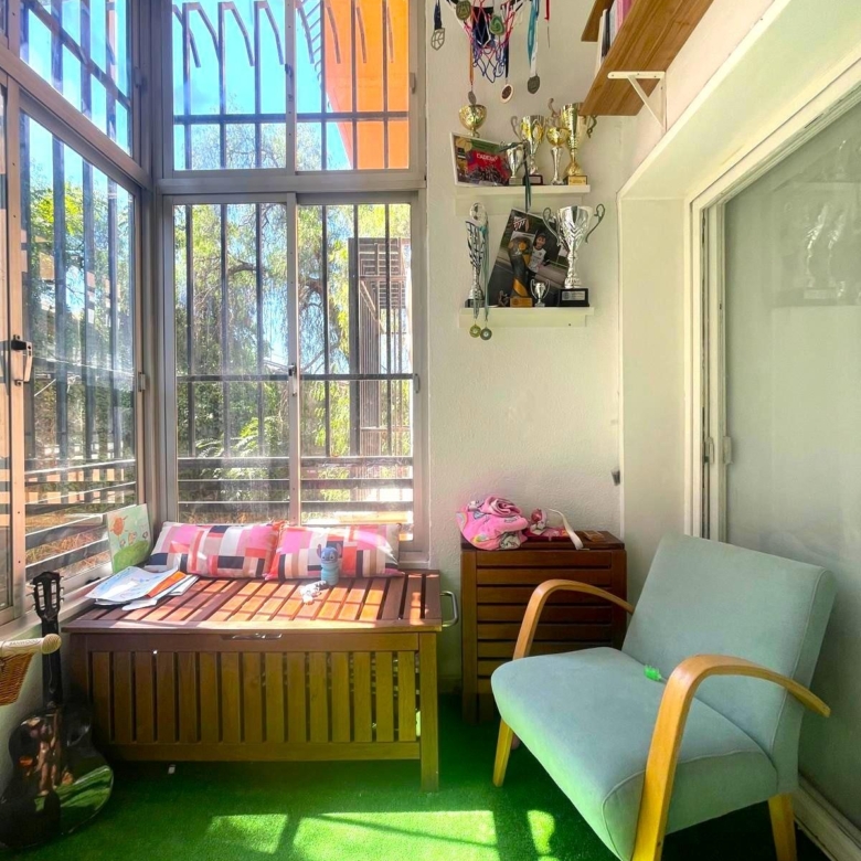 Piso en venta en Ciudad Jardín, 3 habitaciones, con terraza, la sensación de vivir en una casa
