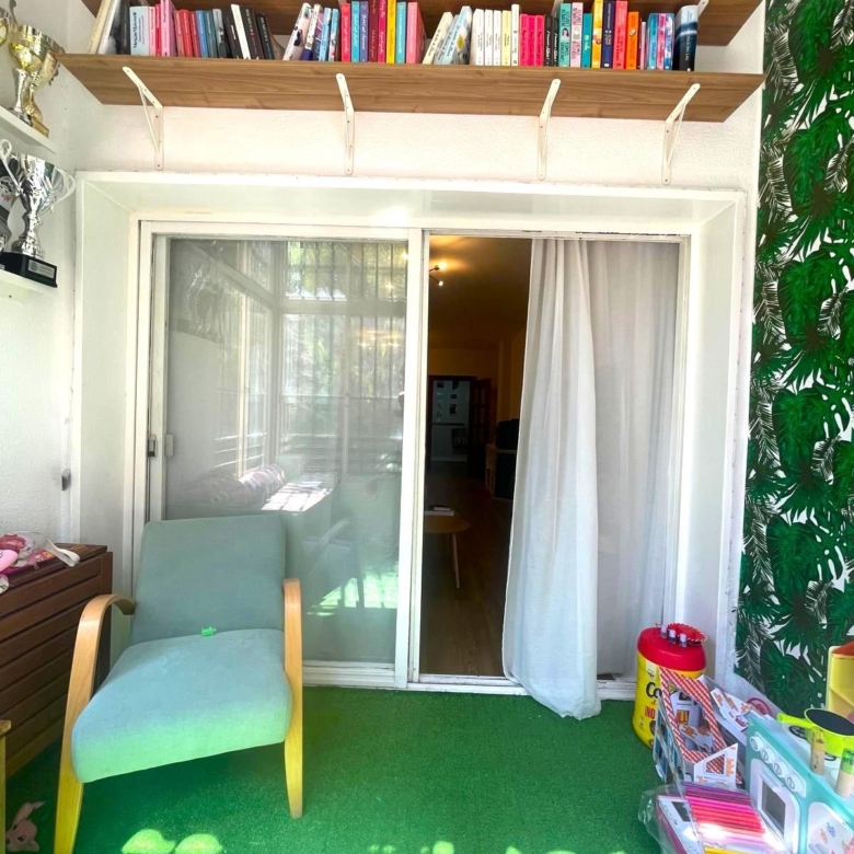 Piso en venta en Ciudad Jardín, 3 habitaciones, con terraza, la sensación de vivir en una casa