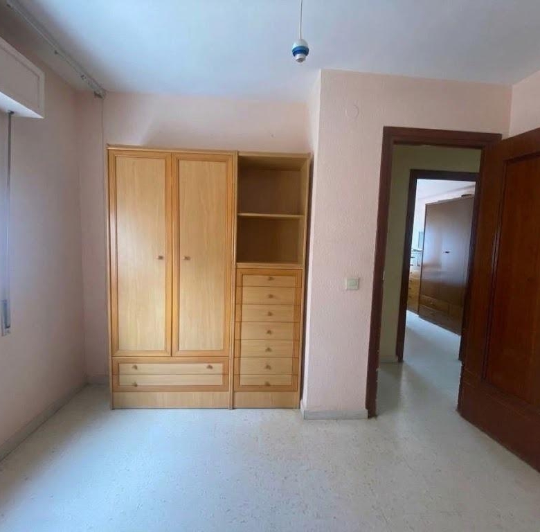 Piso en venta en Ciudad Jardín, 3 habitaciones, muy bien ubicado y con excelente orientación
