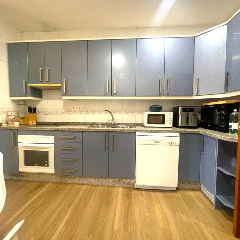 Piso en venta en Ciudad Jardín, 3 habitaciones, con terraza, la sensación de vivir en una casa