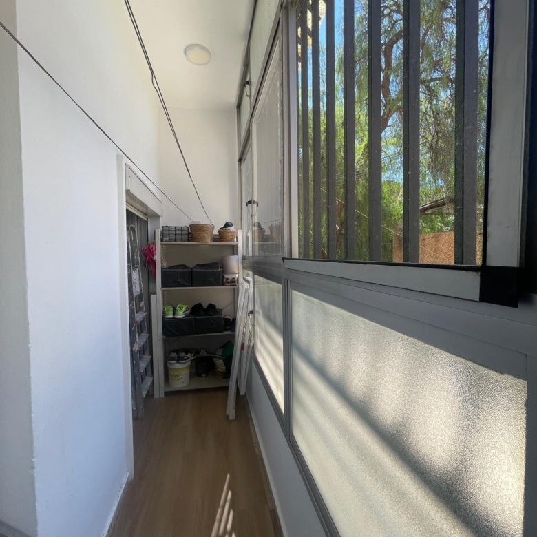 Piso en venta en Ciudad Jardín, 3 habitaciones, con terraza, la sensación de vivir en una casa