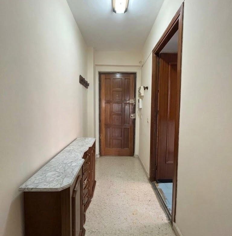Piso en venta en Ciudad Jardín, 3 habitaciones, muy bien ubicado y con excelente orientación