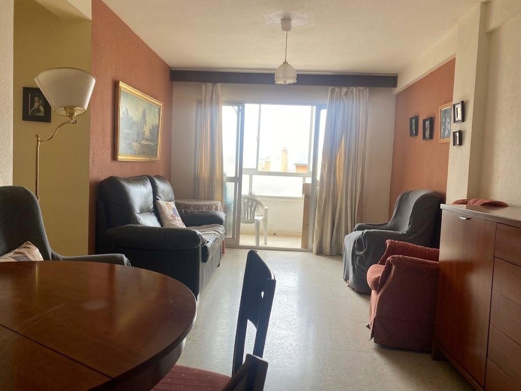Piso en venta en Ciudad Jardín, 3 habitaciones, muy bien ubicado y con excelente orientación