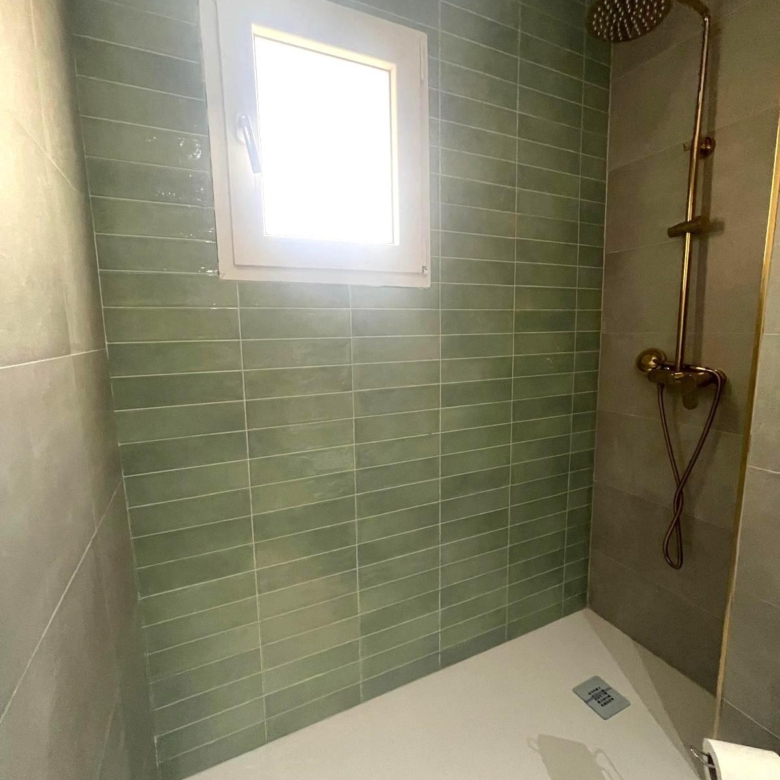 Piso en venta en Ciudad Jardín, 3 habitaciones, con terraza, la sensación de vivir en una casa