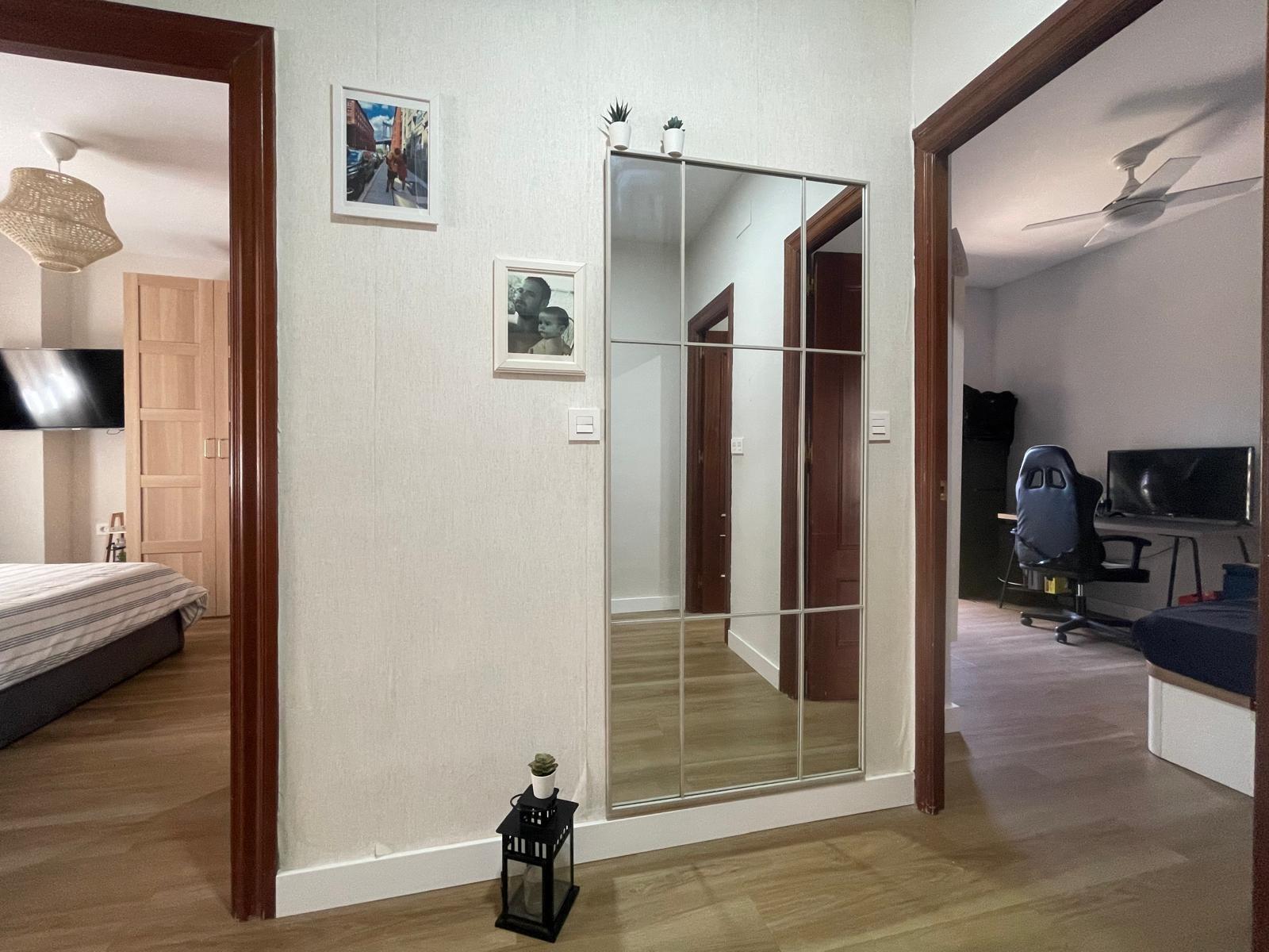 Piso en venta en Ciudad Jardín, 3 habitaciones, con terraza, la sensación de vivir en una casa