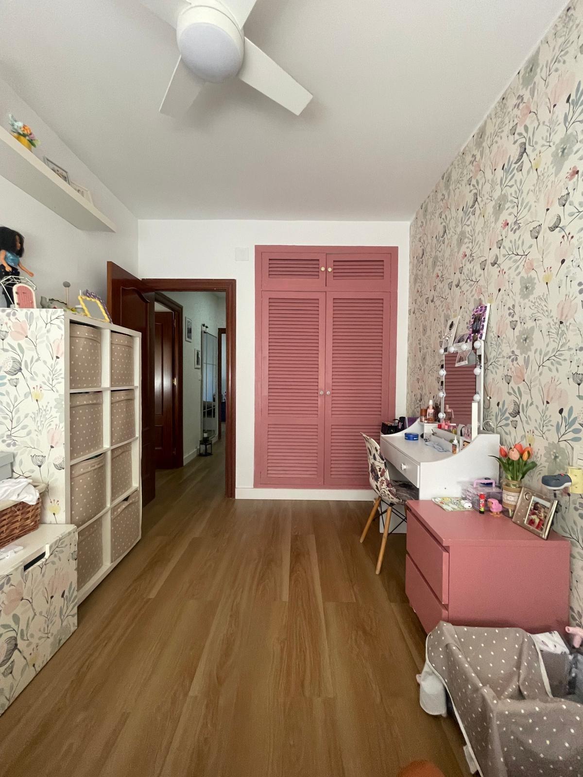 Piso en venta en Ciudad Jardín, 3 habitaciones, con terraza, la sensación de vivir en una casa