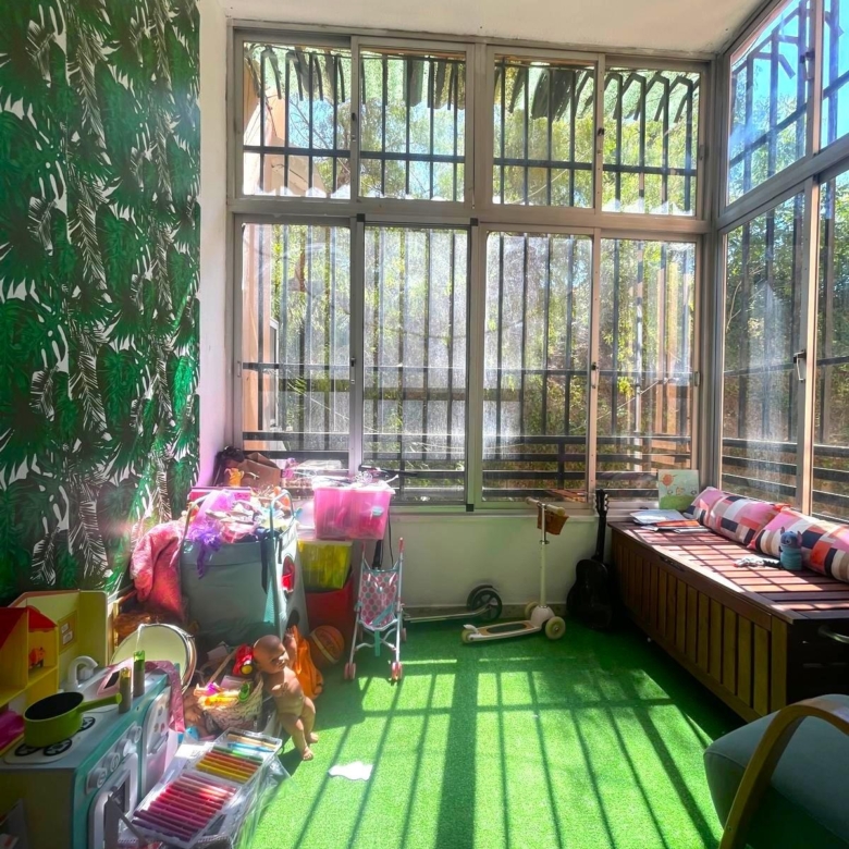 Piso en venta en Ciudad Jardín, 3 habitaciones, con terraza, la sensación de vivir en una casa