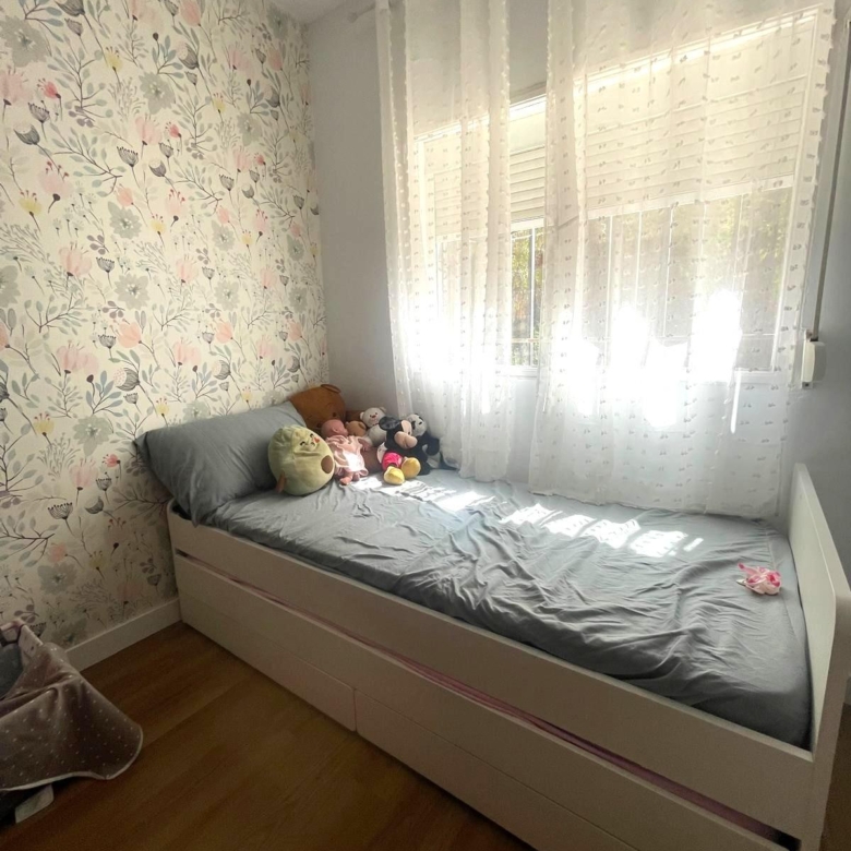 Piso en venta en Ciudad Jardín, 3 habitaciones, con terraza, la sensación de vivir en una casa